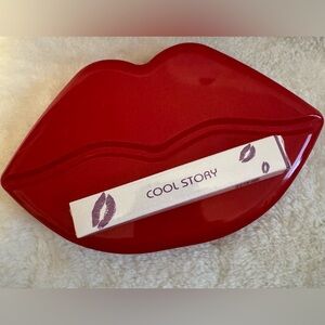 NIB Cool Story Liquid Lip Liner/Stain in Orchid